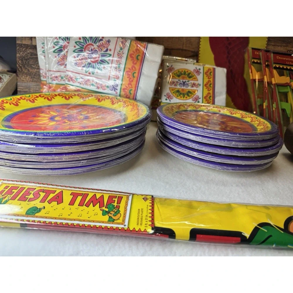 Cinco De Mayo Decoration Lot Party Supplies Napkins Plates Straws Banner‎